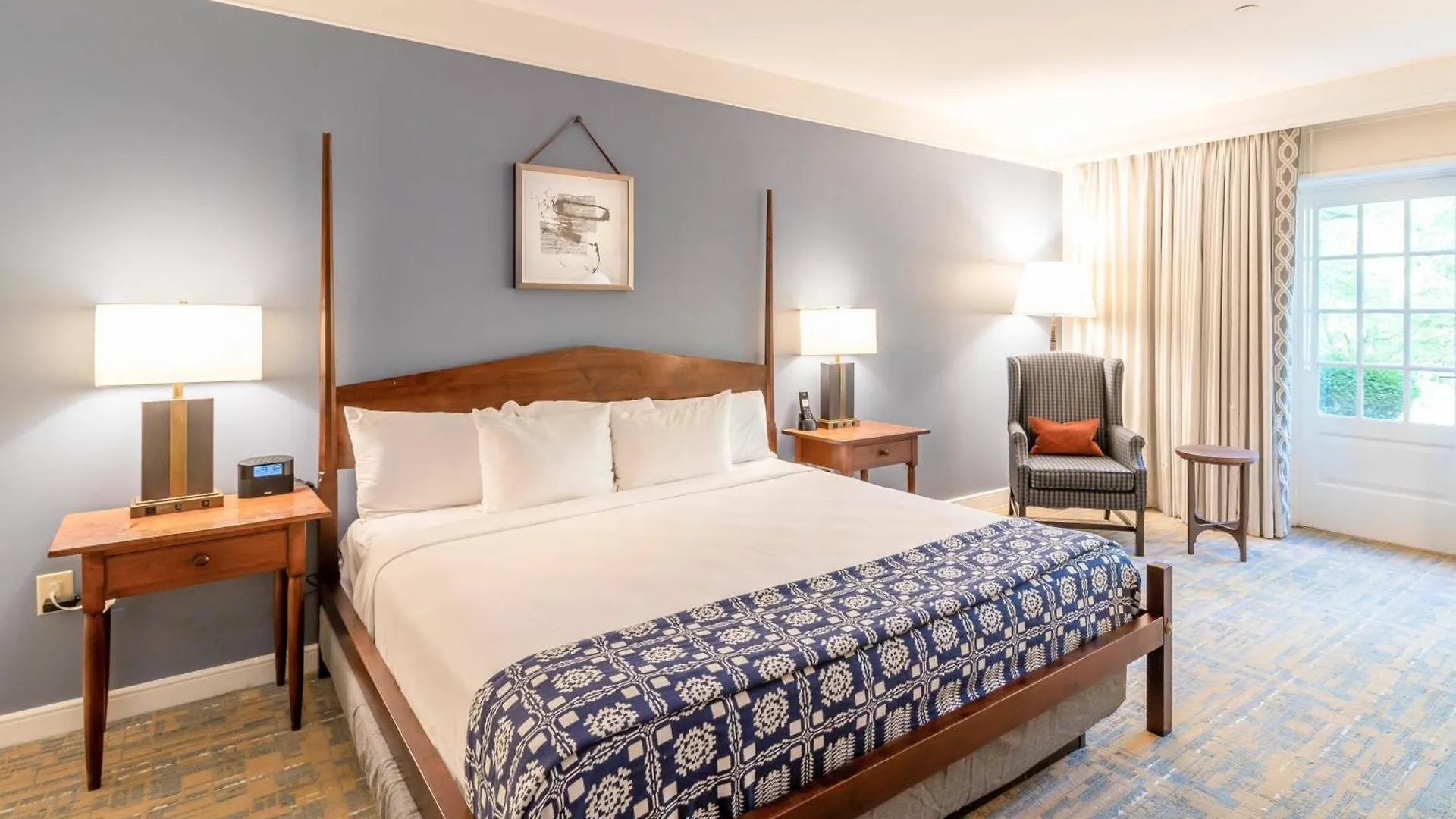 ***** Отель Williamsburg Lodge, Autograph Collection США