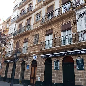 https://pension-las-cuatro-naciones.hotelsincadiz.net