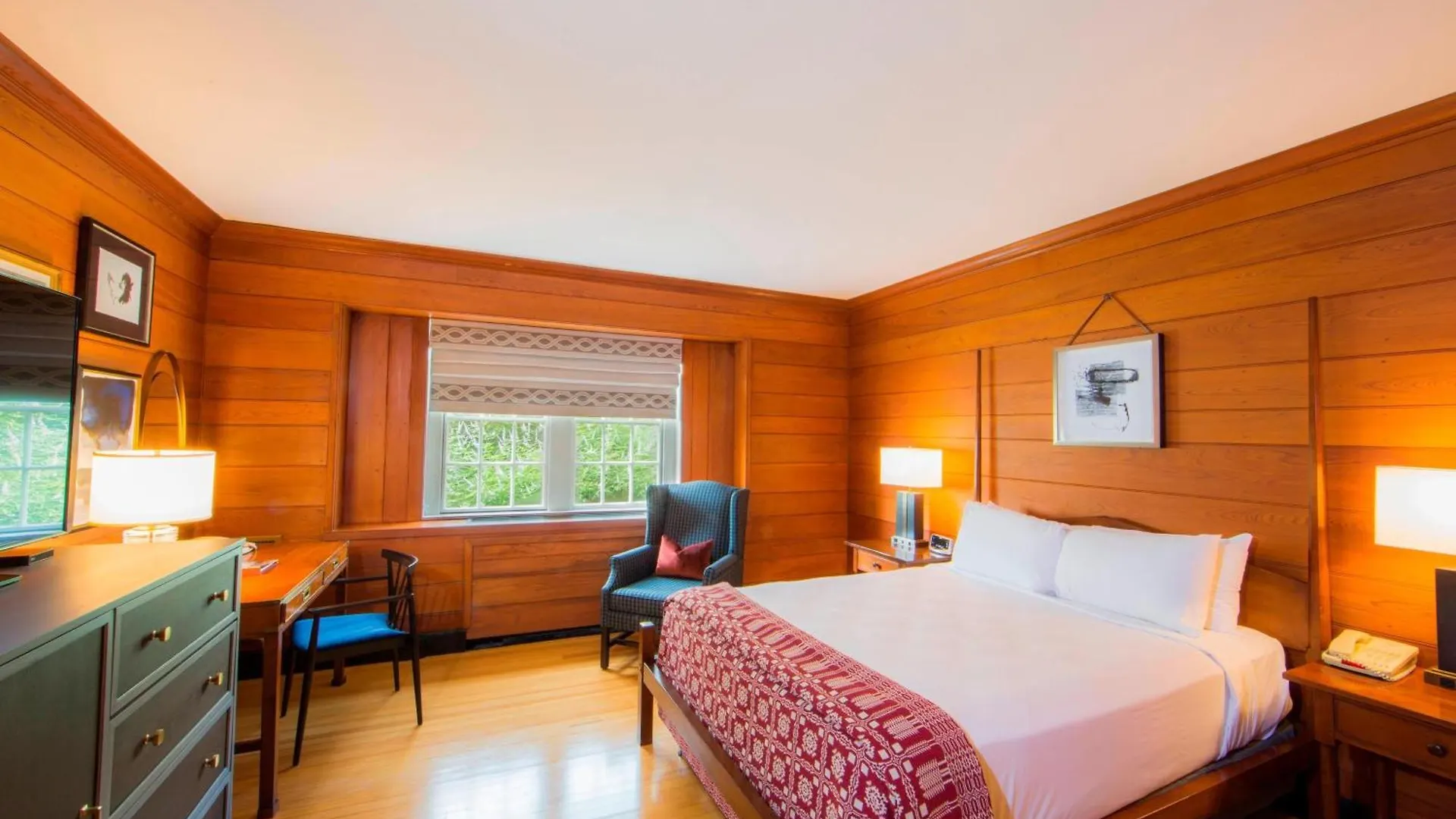 Williamsburg Lodge, Autograph Collection 5*,  United States